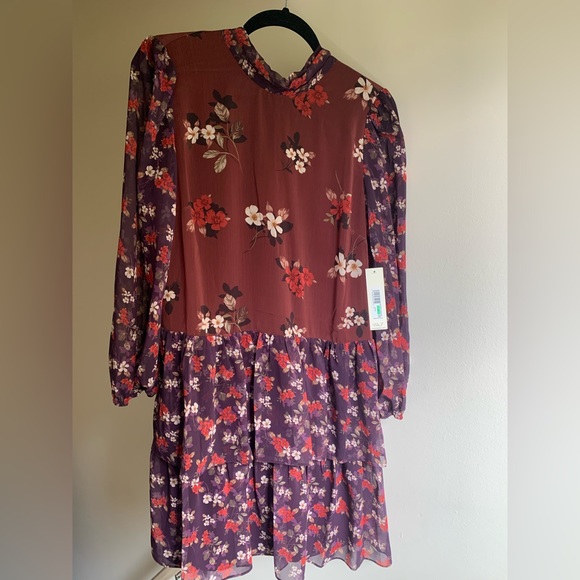 Eliza J Floral Mockneck Tiered Mini Dress, size 8 - Picture 4 of 7